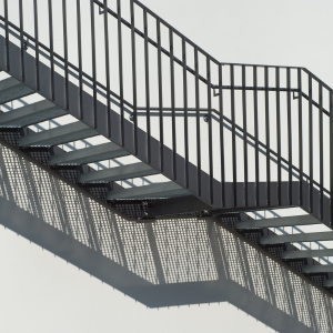 Scale e Balaustre - Fornitura e installazione di reti metalliche a Bologna